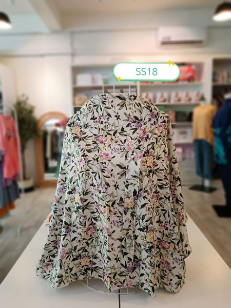 Rara Riri Nursing Cover - Standard Size (with Adjustable Strap)
