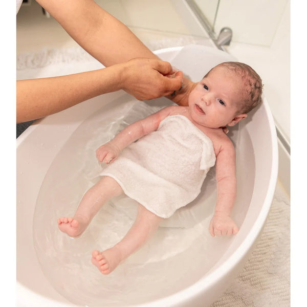 Bubble Cuddle Baby Bath with Bath Seat - White