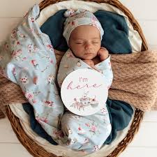 [Snuggle Hunny] Baby Jersey Wrap & Beanie Set — White Rabbit