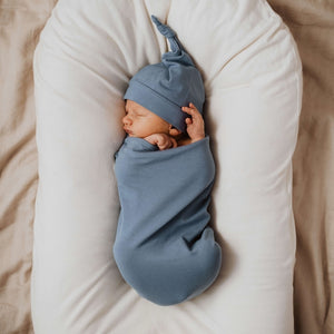 [Snuggle Hunny] Snuggle Swaddle & Beanie Set — Indigo